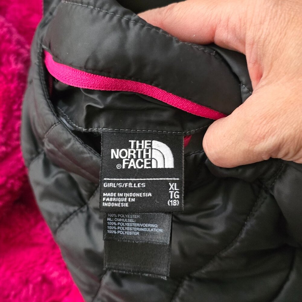 North Face Jacket - Picture 5 of 5